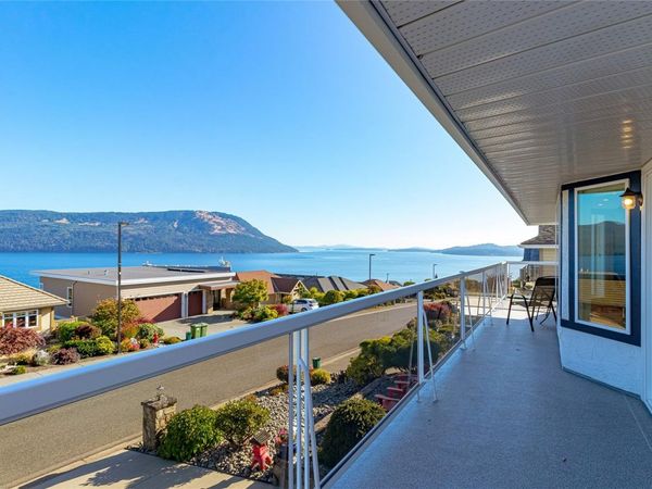 548 Marine View , Cobble Hill, BC V8H 0K8