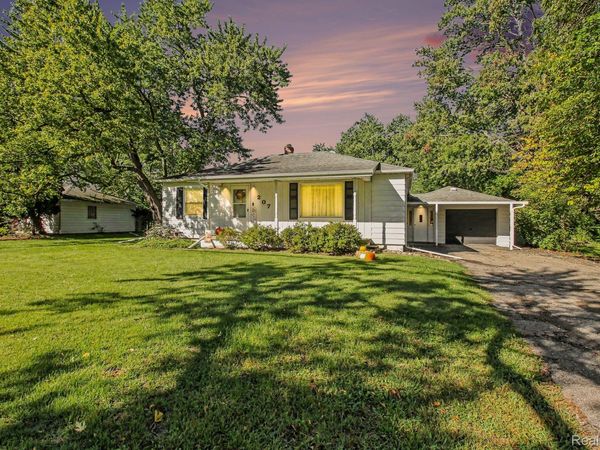 207 N Elms Road, Flushing, Mi 48433