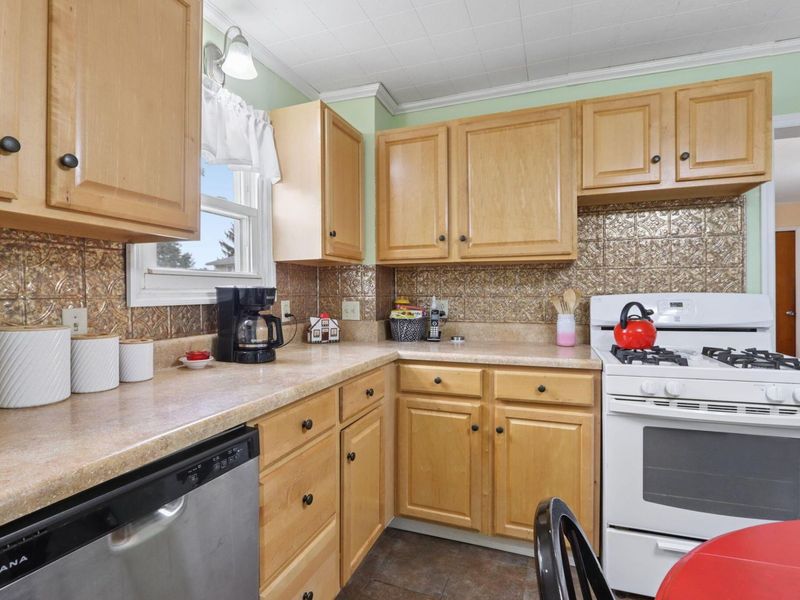 396 N Orchard Street, Logan, OH 43138 Photo 10