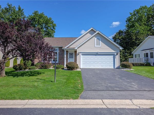 160 Parliament Circle, Rochester, NY 14616