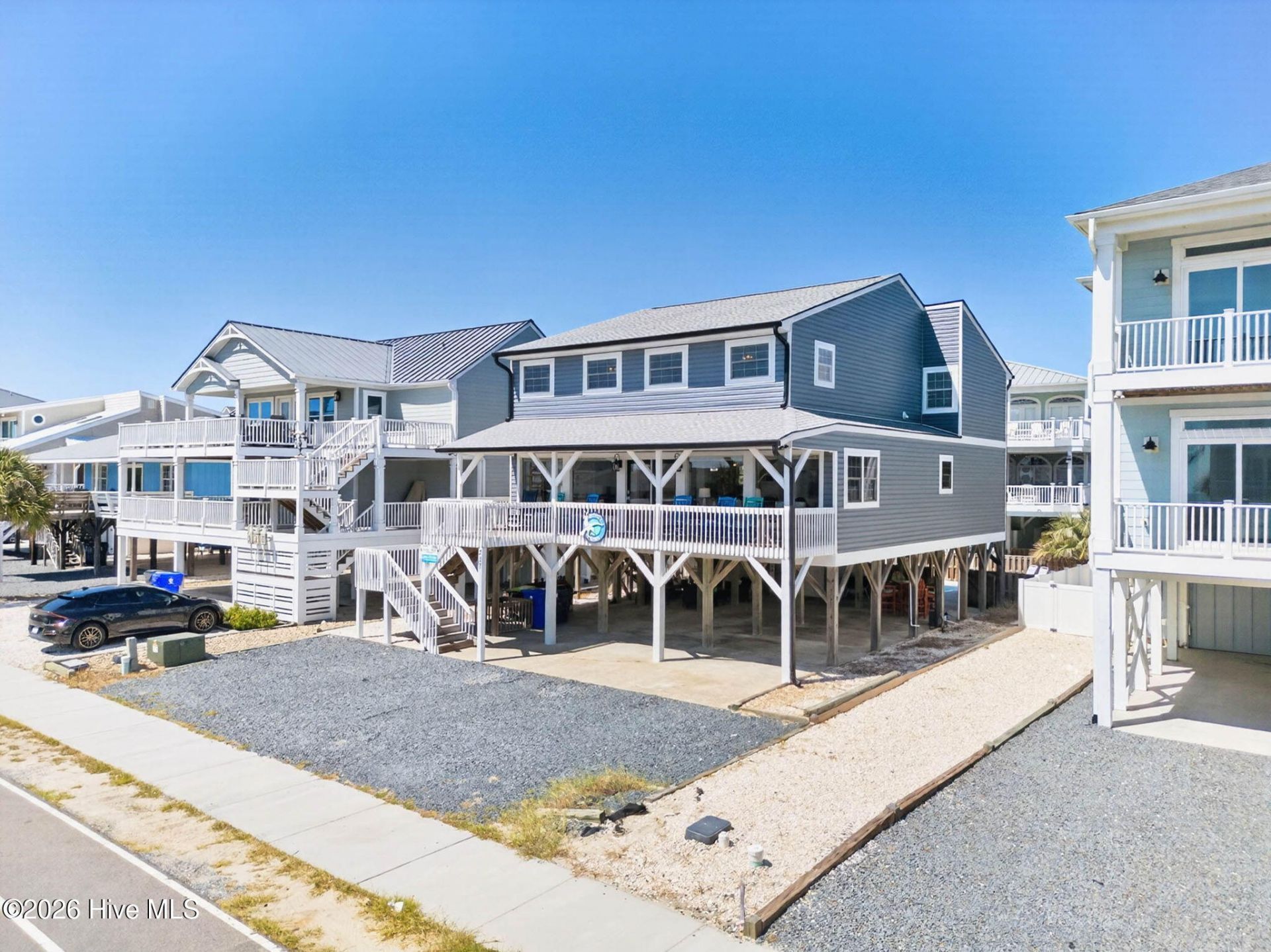 327 E First Street, Ocean Isle Beach, NC 28469 Main Photo