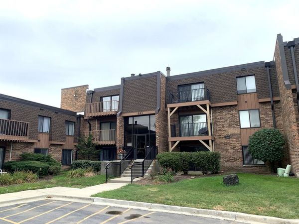 621 Tralee Court , Unit 3A, Schaumburg, IL 60193