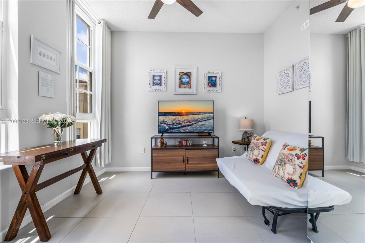 520 SE 5th Ave, Unit 2713, Fort Lauderdale, FL 33301 Photo