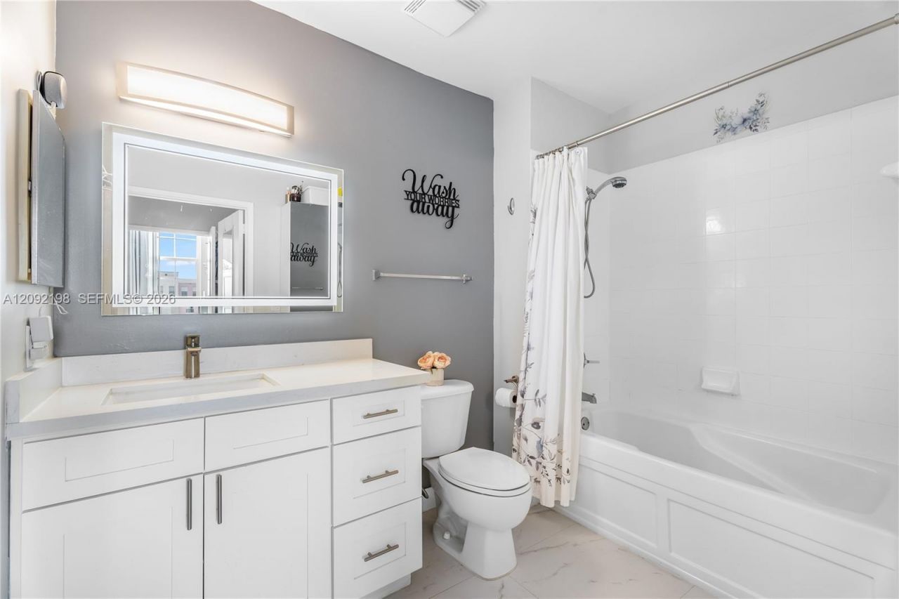 520 SE 5th Ave, Unit 2713, Fort Lauderdale, FL 33301 Photo