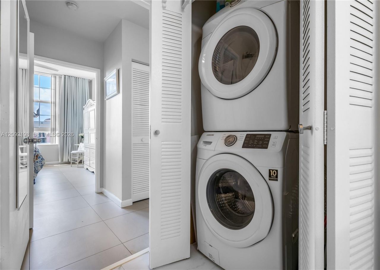 520 SE 5th Ave, Unit 2713, Fort Lauderdale, FL 33301 Photo