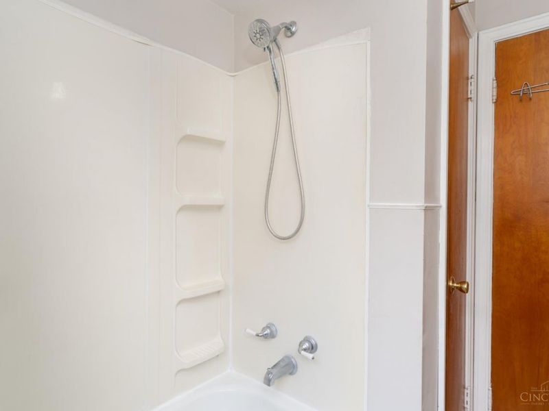 1631 Marilyn Lane, North College Hill, OH 45231 Photo 13