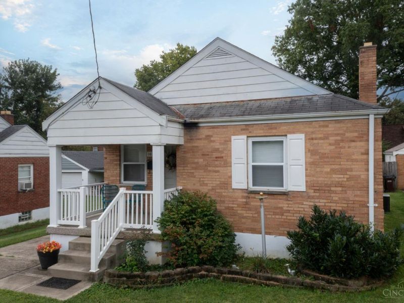 1631 Marilyn Lane, North College Hill, OH 45231 Photo 3