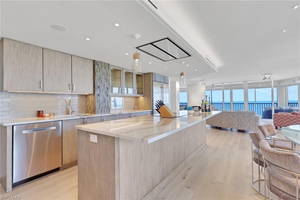 10701 Gulf Shore Dr, Unit 901, Naples, FL 34108 Photo