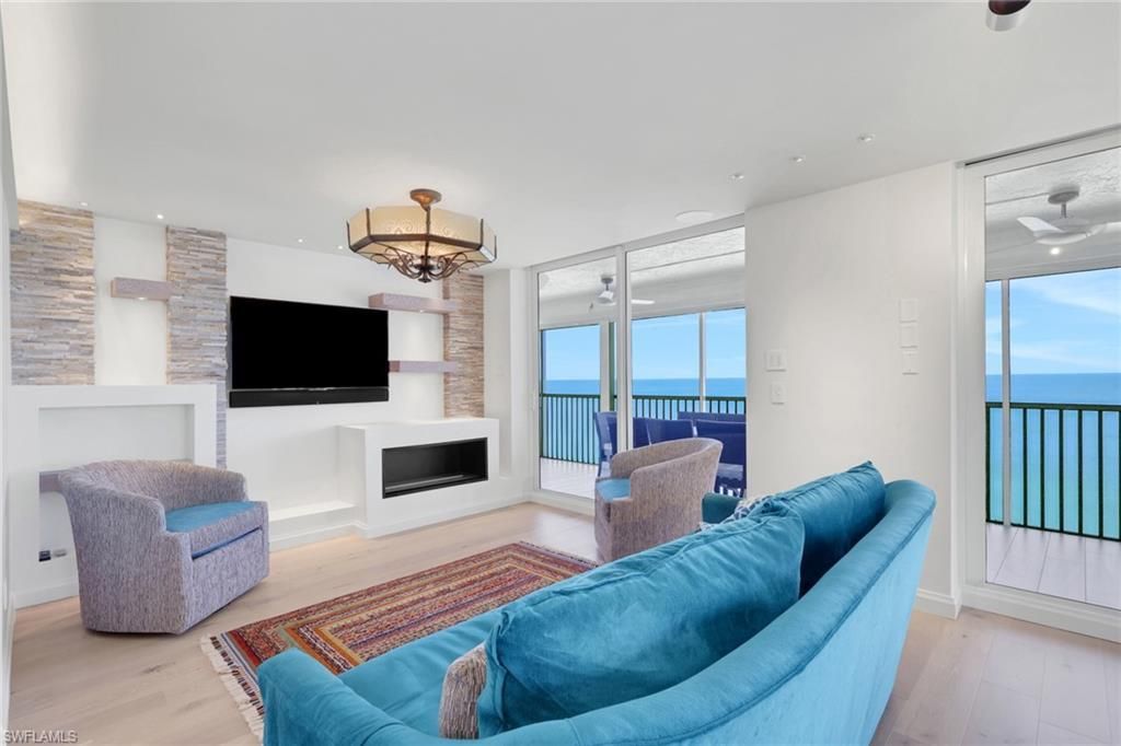 10701 Gulf Shore Dr, Unit 901, Naples, FL 34108 Photo