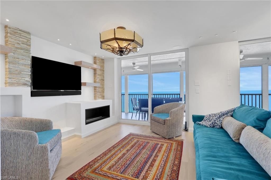 10701 Gulf Shore Dr, Unit 901, Naples, FL 34108 Photo