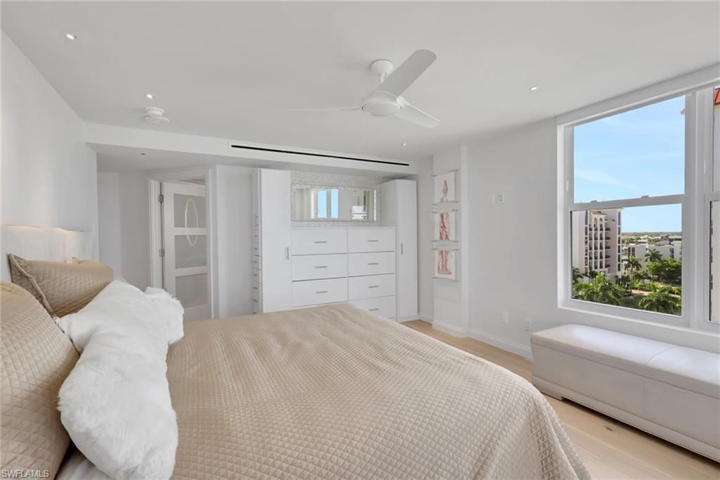 10701 Gulf Shore Dr, Unit 901, Naples, FL 34108 Photo