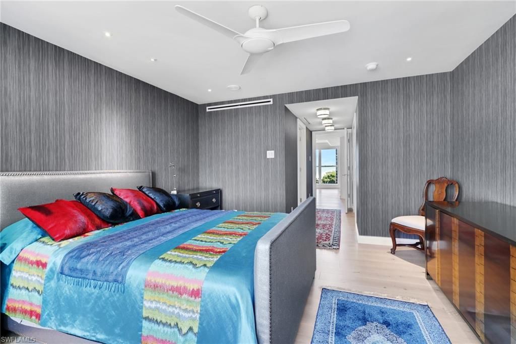 10701 Gulf Shore Dr, Unit 901, Naples, FL 34108 Photo