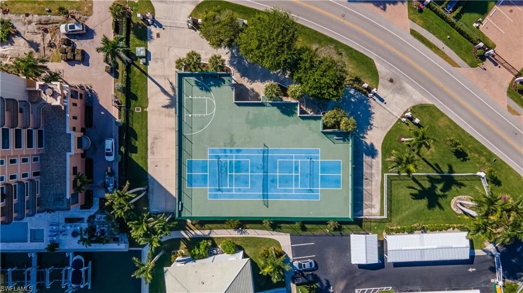 10701 Gulf Shore Dr, Unit 901, Naples, FL 34108 Photo