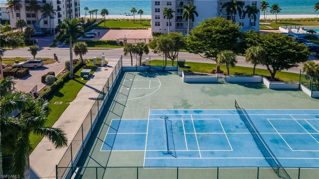 10701 Gulf Shore Dr, Unit 901, Naples, FL 34108 Photo