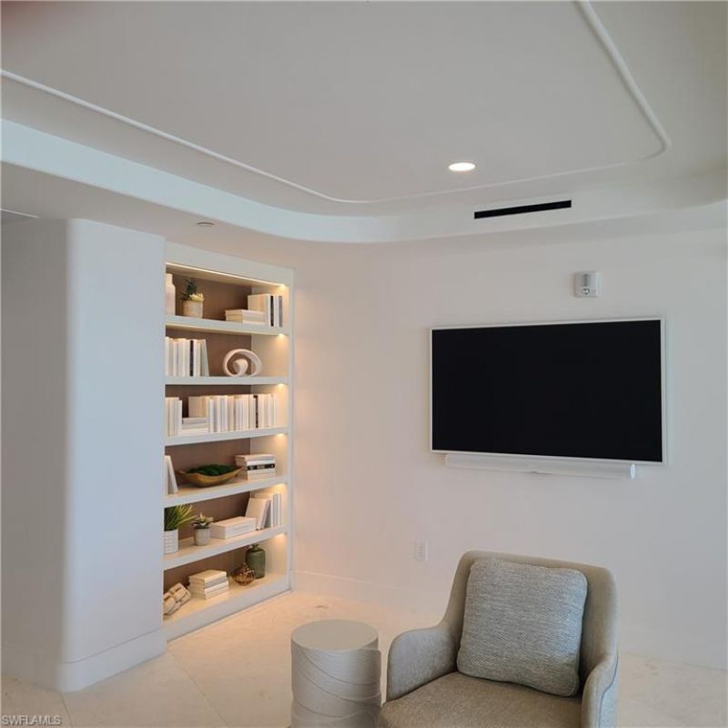 10701 Gulf Shore Dr, Unit 901, Naples, FL 34108 Photo