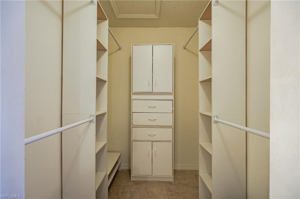 1668 Spoonbill Ln, Unit B, Naples, FL 34105 Photo