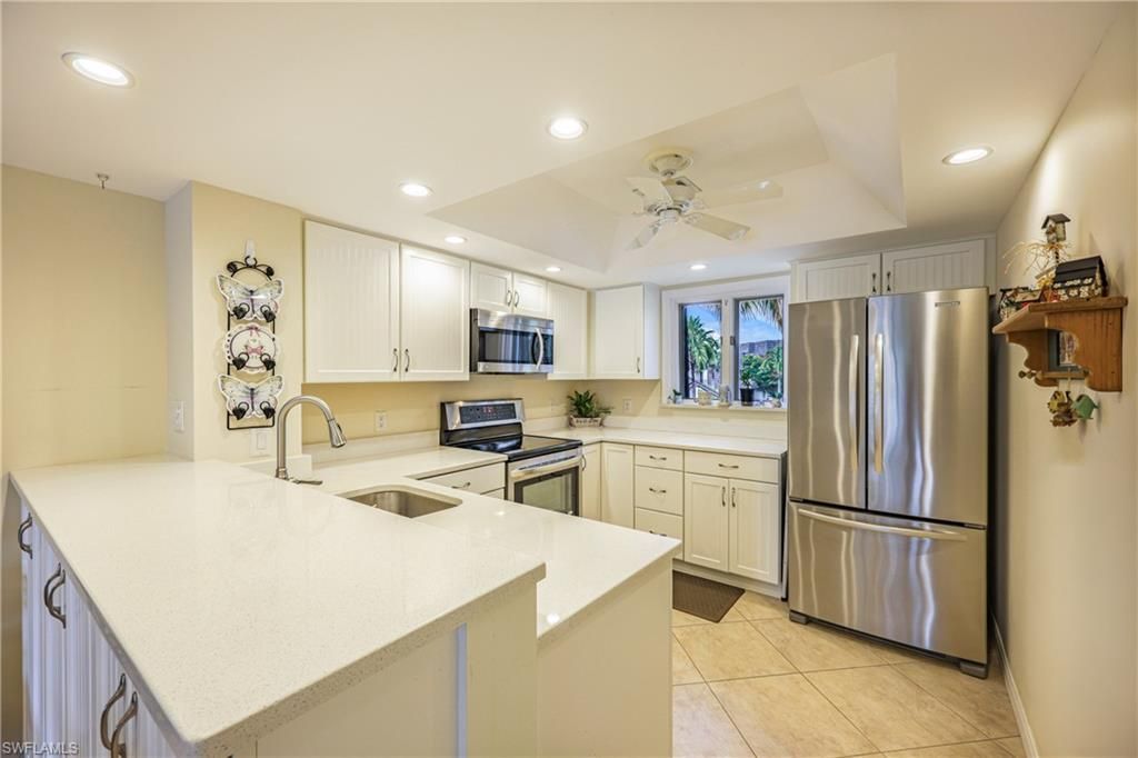 1668 Spoonbill Ln, Unit B, Naples, FL 34105 Photo