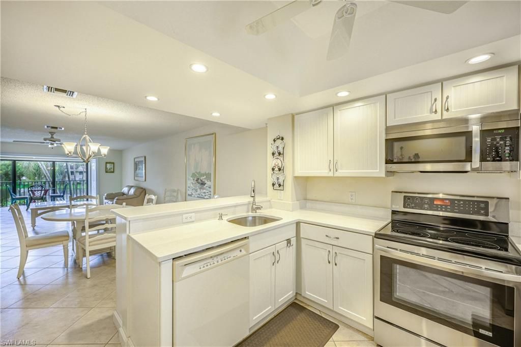 1668 Spoonbill Ln, Unit B, Naples, FL 34105 Photo