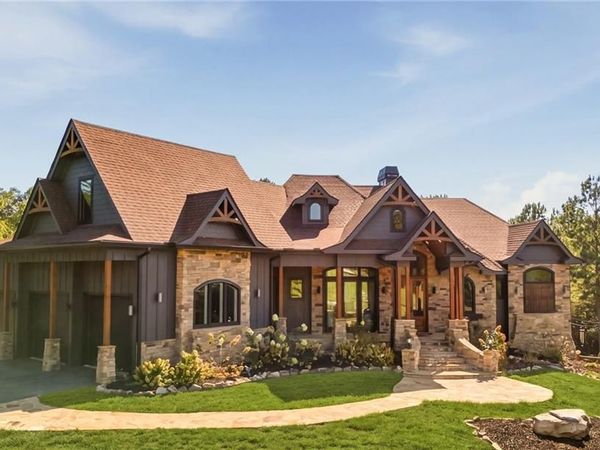 255 Water Oak Lane , Blairsville, GA 30512