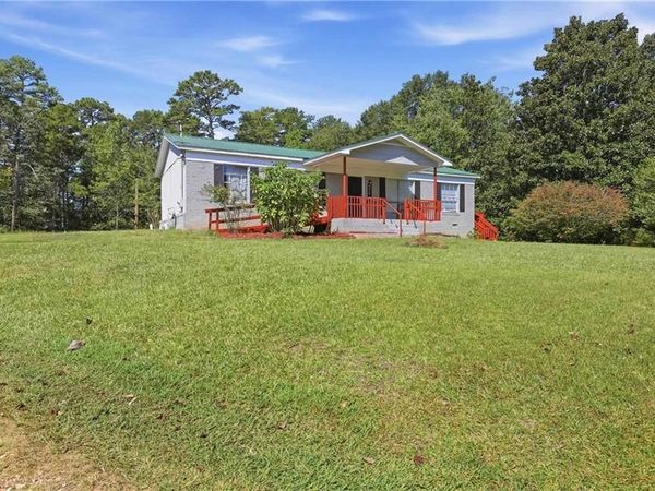 814 Brookdale Rd , Toccoa, GA 30518