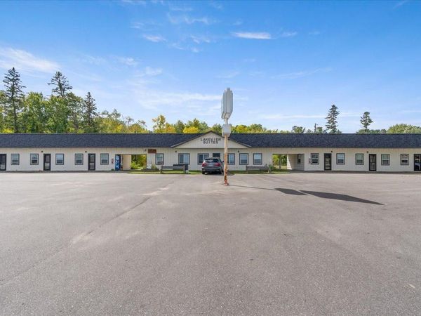 107 Minnesota Avenue E, Walker, MN 56484