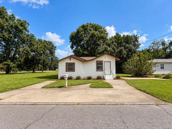 3026 N Roosevelt Street, Pensacola, FL 32503