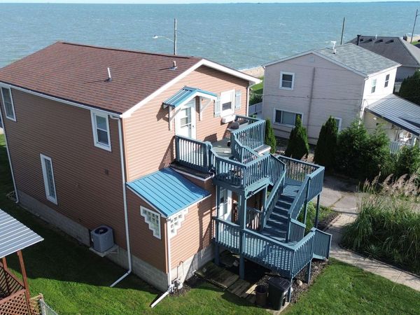 4358 10th Street, Luna Pier, MI 48157
