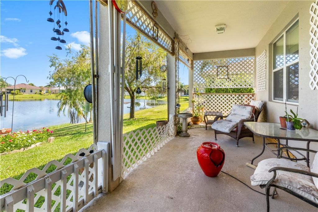 107 Elena Drive, Sebastian, FL 32958 Photo