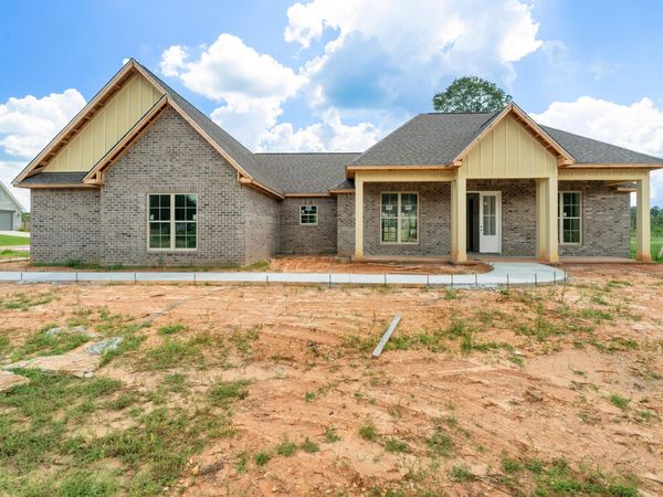 101 Micawber Loop, Hattiesburg, MS 39402