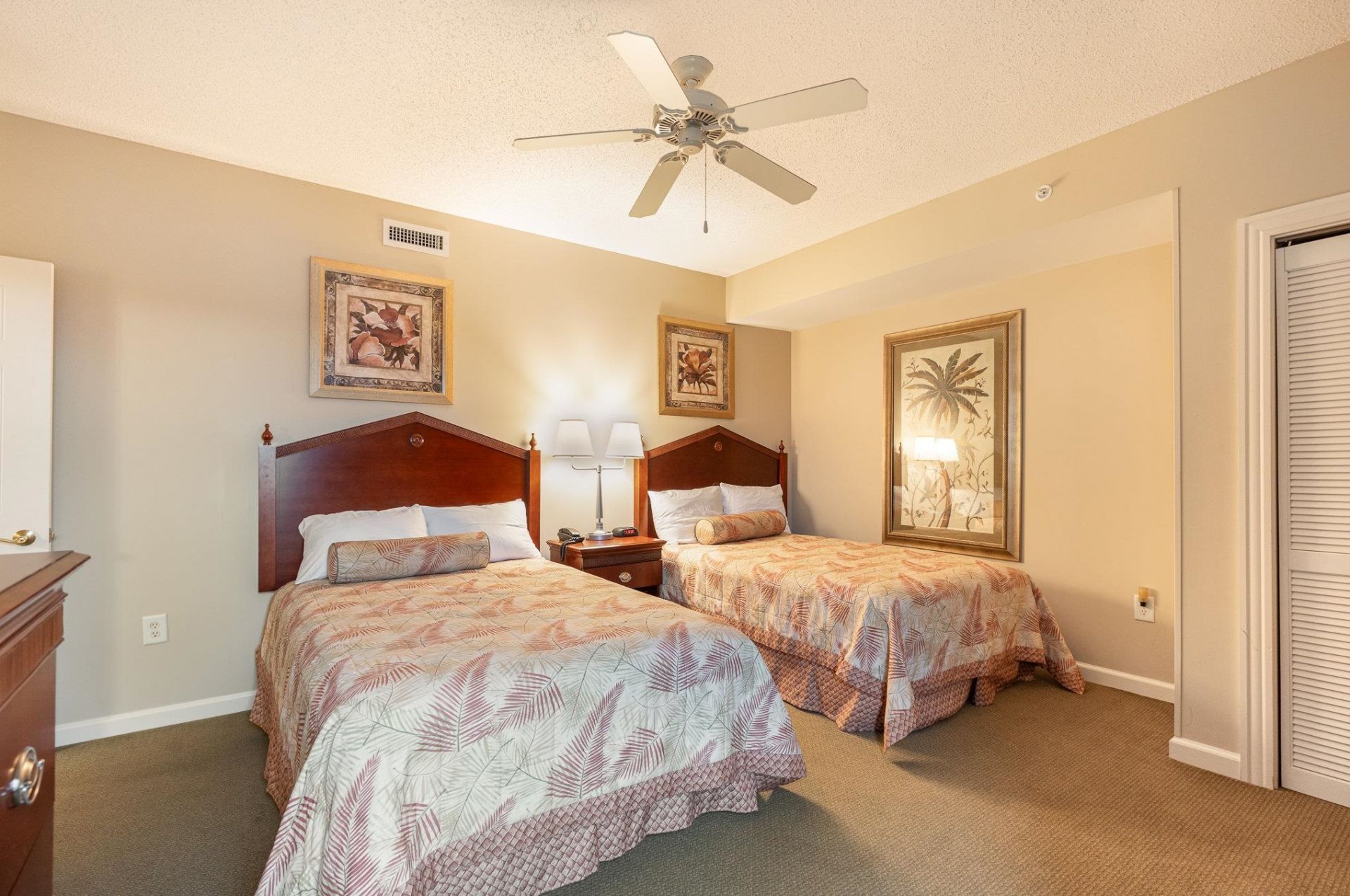 9994 Beach Club Dr. Photo 20