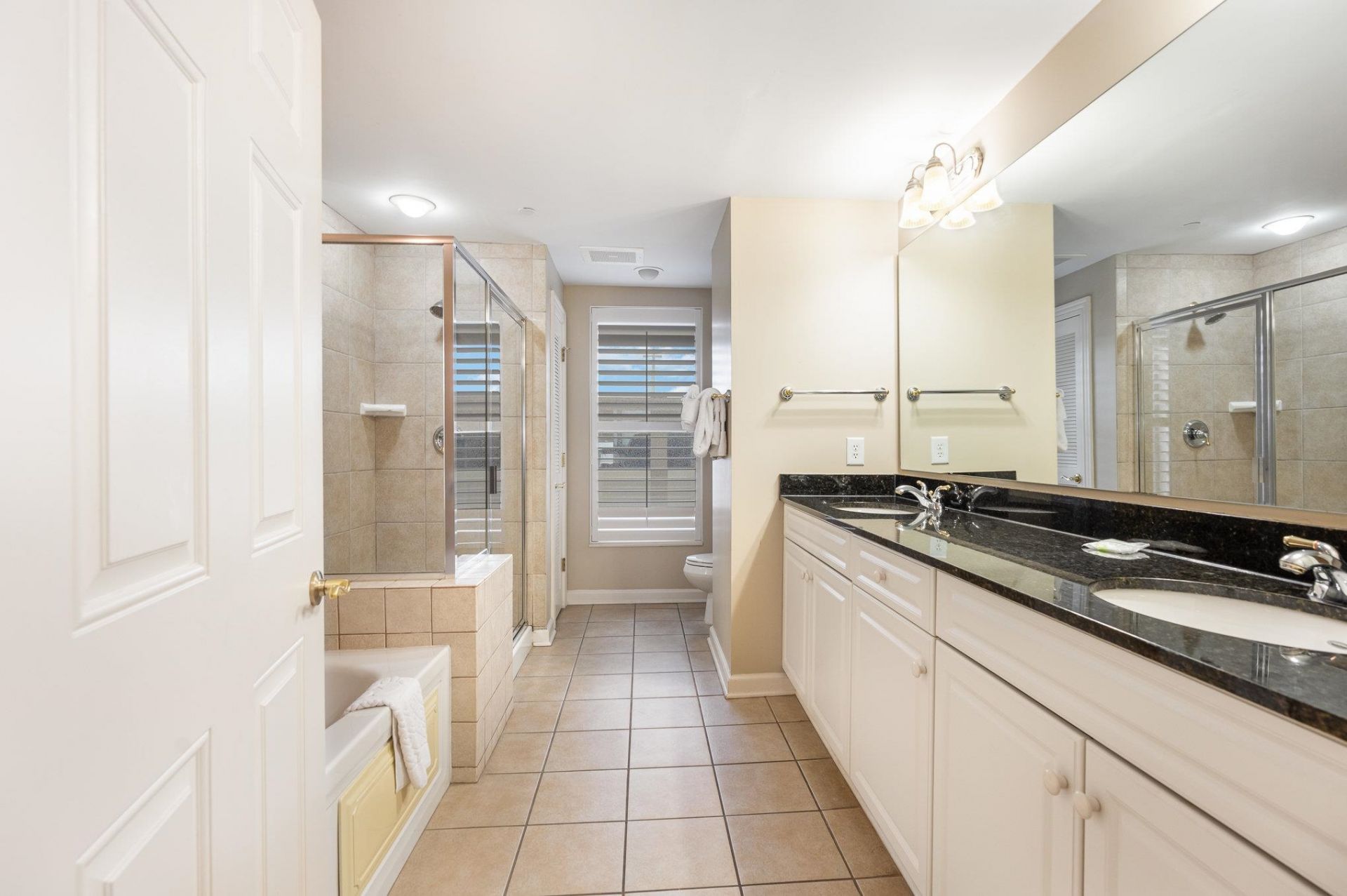 9994 Beach Club Dr. Photo 24
