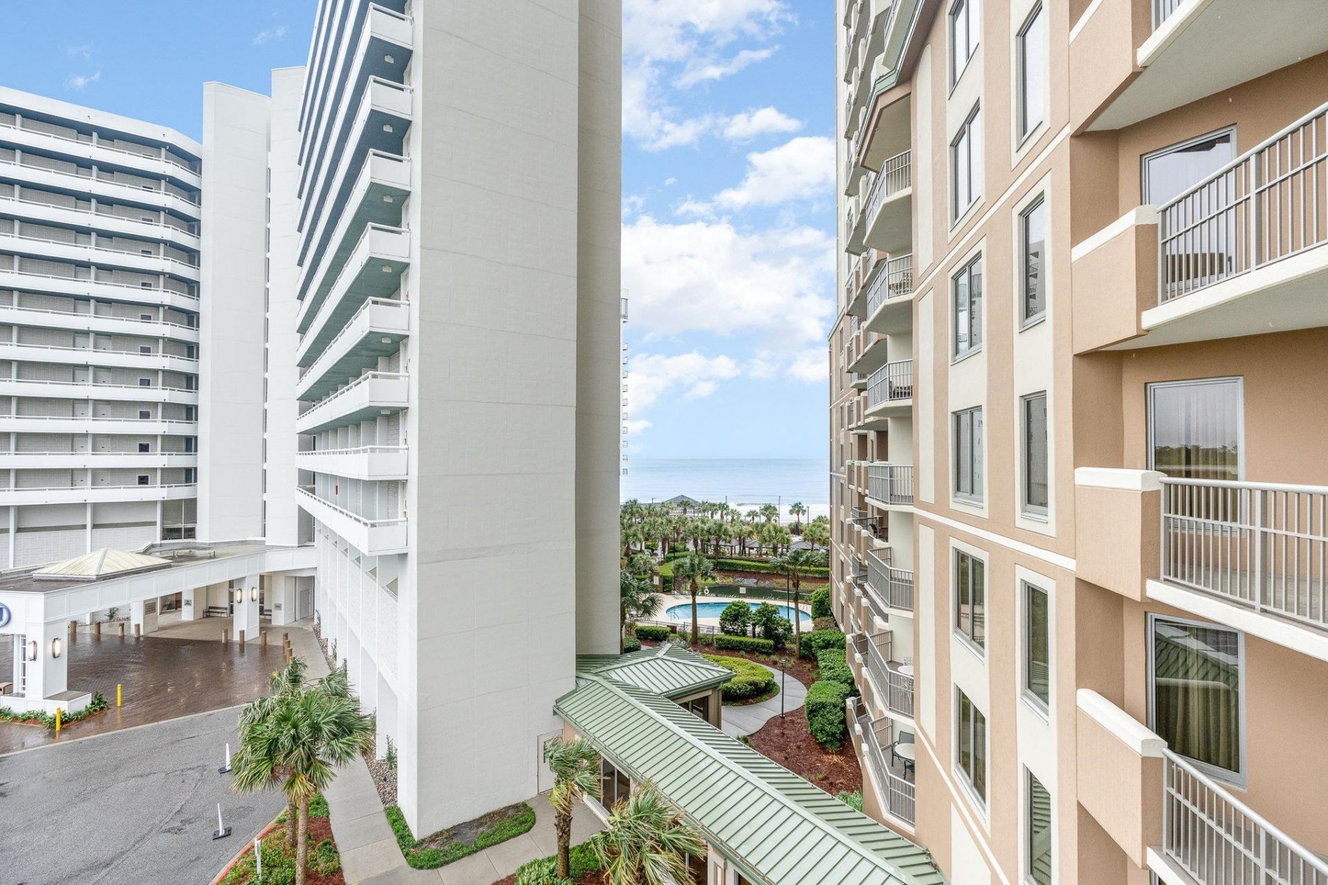 9994 Beach Club Dr. Photo 28