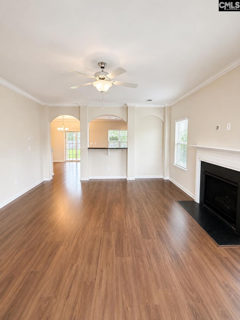 815 Burnview Lane  Photo 4