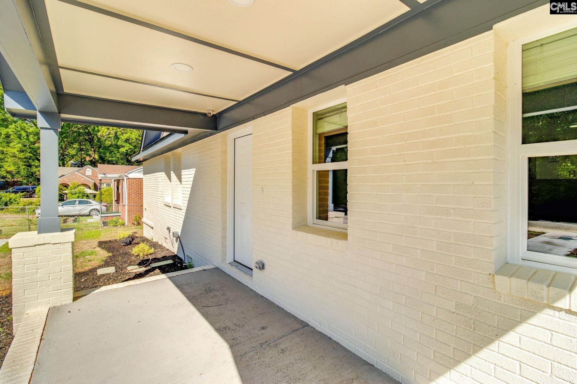 2327 Willow Street  Photo 4