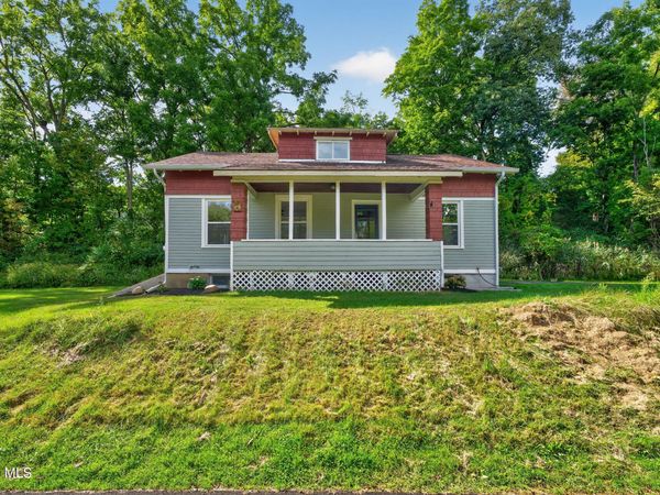 4 Washington Avenue, Unit 4, Round Lake, NY 12151