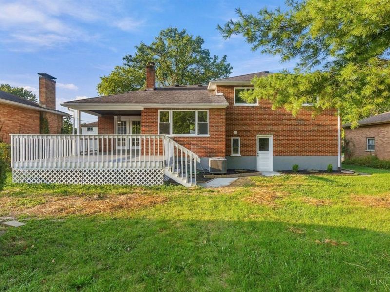 708 Danvers Drive, Cincinnati, OH 45240 Photo 11