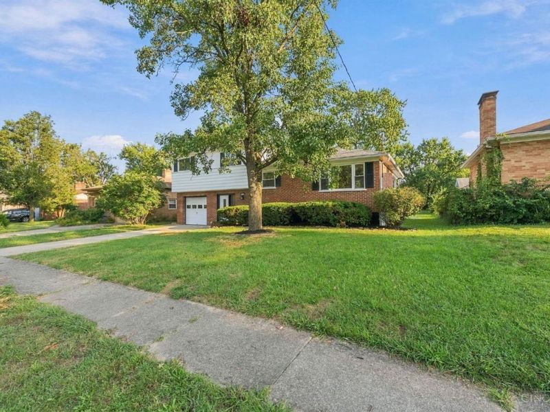708 Danvers Drive, Cincinnati, OH 45240 Photo 6