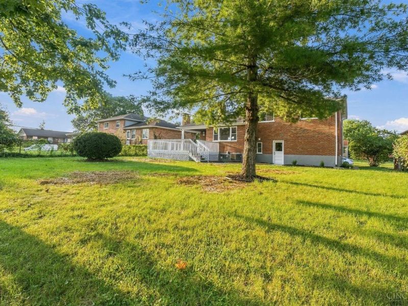 708 Danvers Drive, Cincinnati, OH 45240 Photo 9