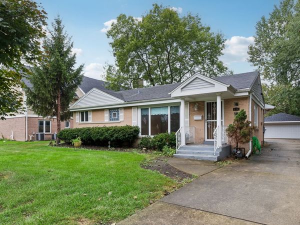 648 Shermer Road , Glenview, IL 60025