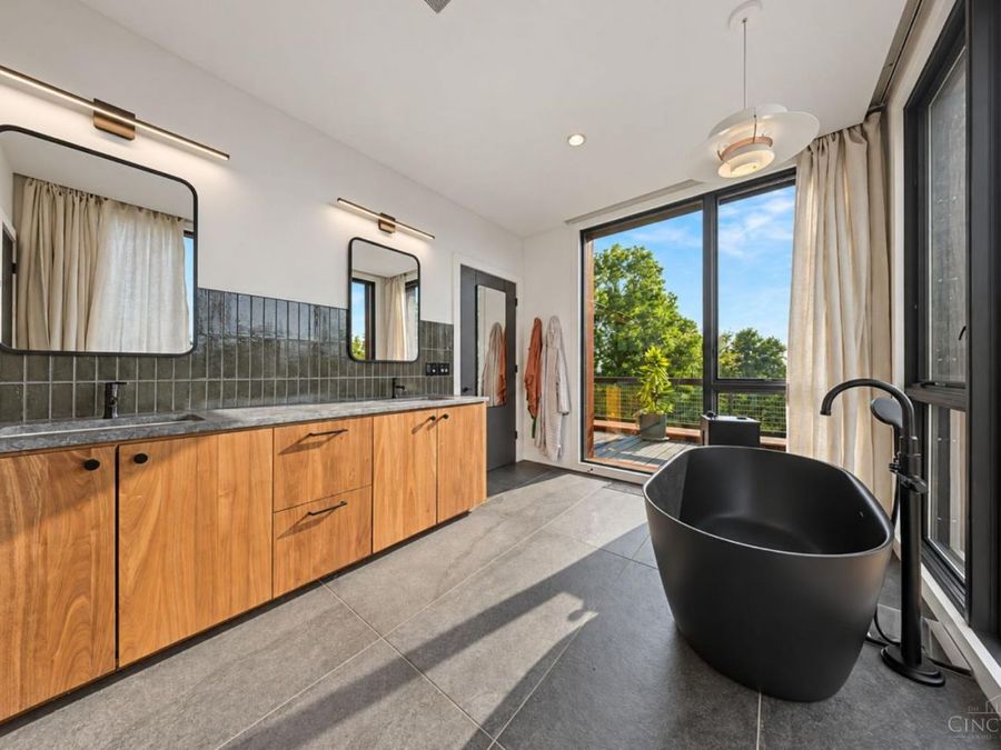 Property Image 61