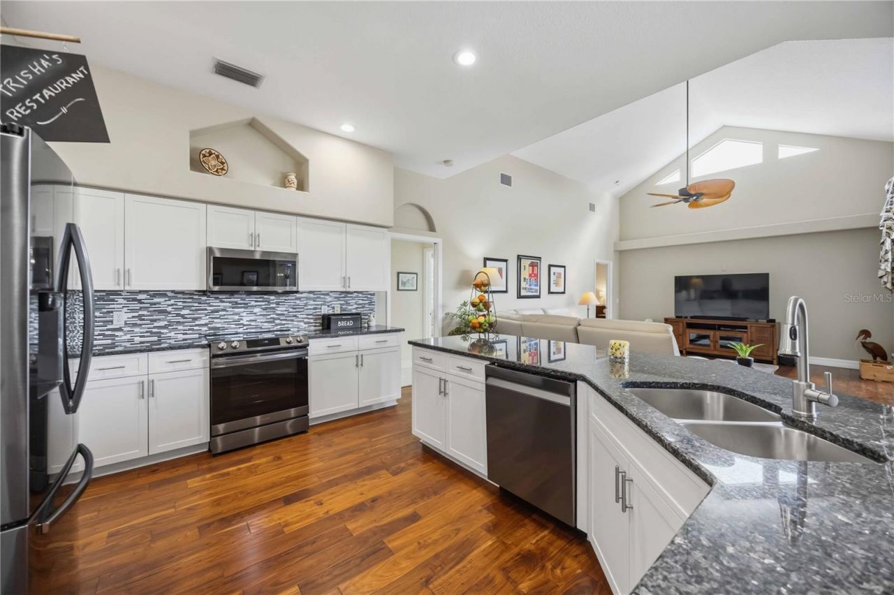 4619 Chase Oaks Drive, Sarasota, FL 34241 Photo