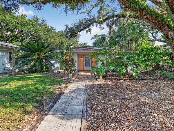 317 W COMANCHE AVENUE, TAMPA, FL 33604