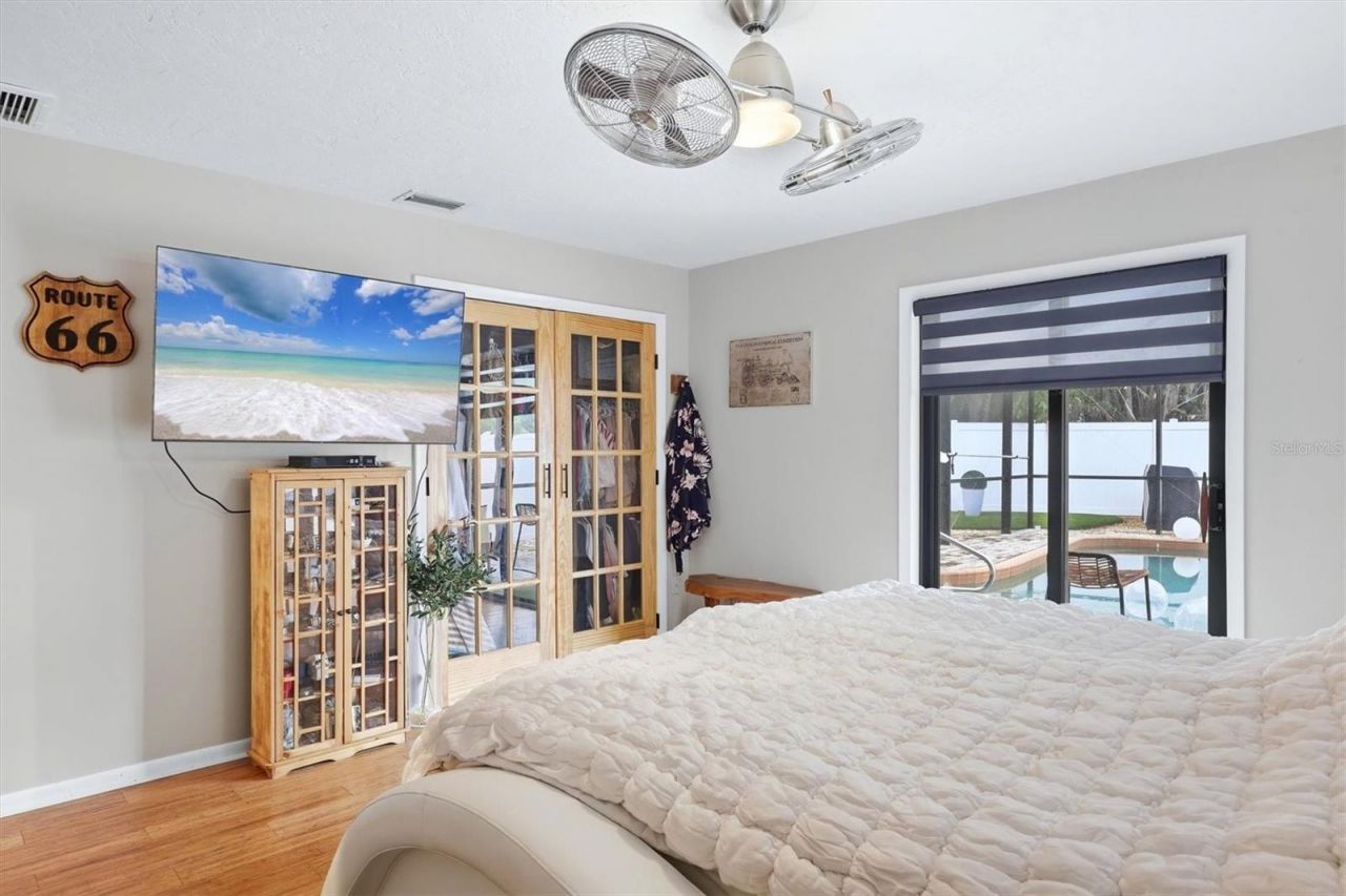 624 Saint Andrews Drive, Sarasota, FL 34243 Photo