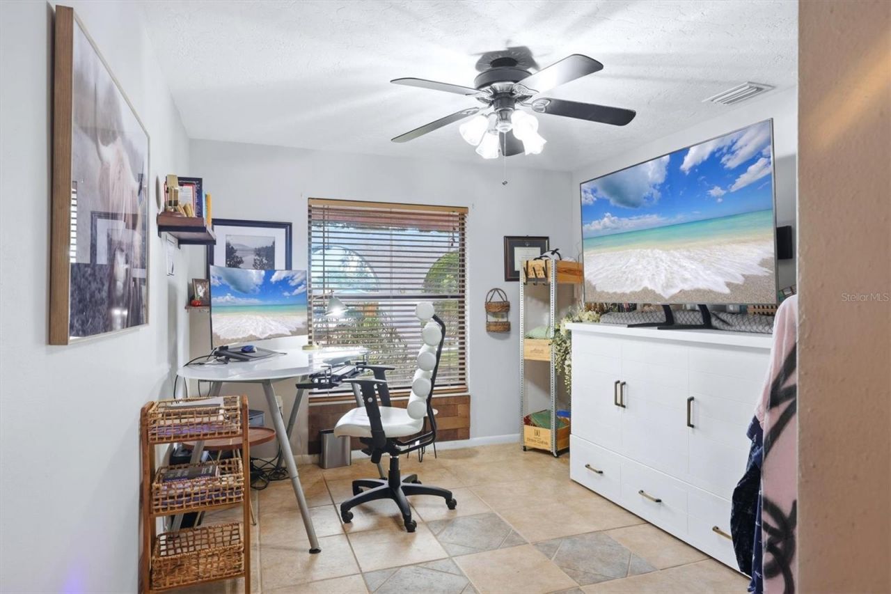 624 Saint Andrews Drive, Sarasota, FL 34243 Photo