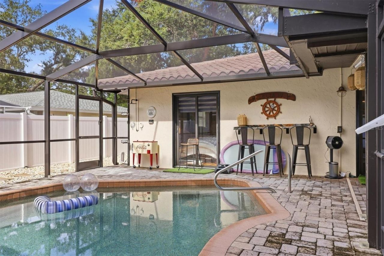 624 Saint Andrews Drive, Sarasota, FL 34243 Photo