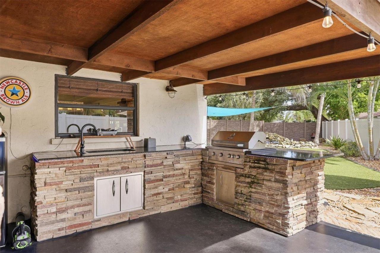 624 Saint Andrews Drive, Sarasota, FL 34243 Photo