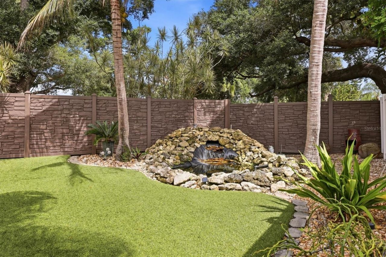 624 Saint Andrews Drive, Sarasota, FL 34243 Photo