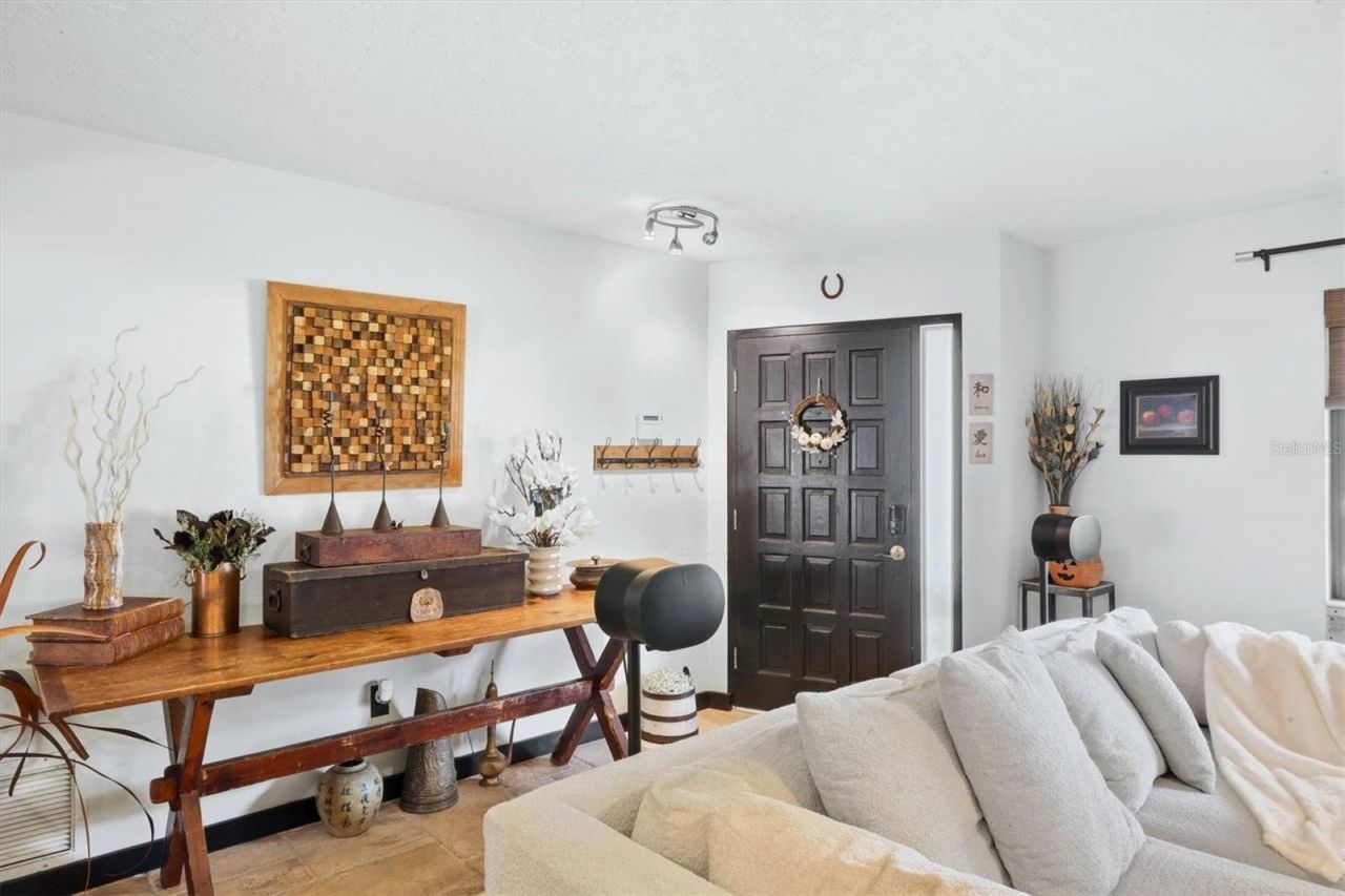 624 Saint Andrews Drive, Sarasota, FL 34243 Photo