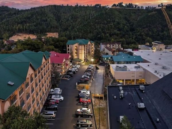 Gatlinburg, TN 37738