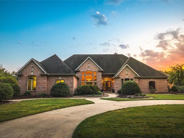5008 Peru Lane, Alton, IL 62002